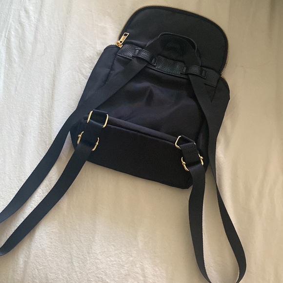 A New Day small backpack - Picture 2 of 5